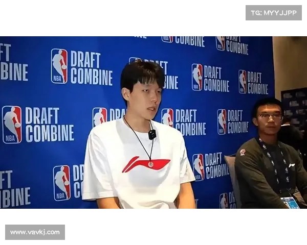 杨翰森单节狂砍14分连中三分展现梦幻脚步与绝妙传球统治比赛 杨翰森单节狂砍14分连中三分展现梦幻脚步与绝妙传球统治比赛